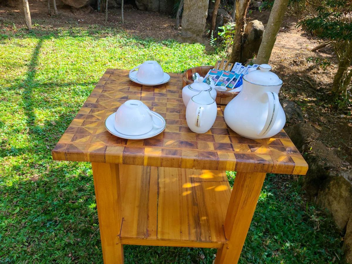 Woodholic Homestay Sigiriya Exterior photo