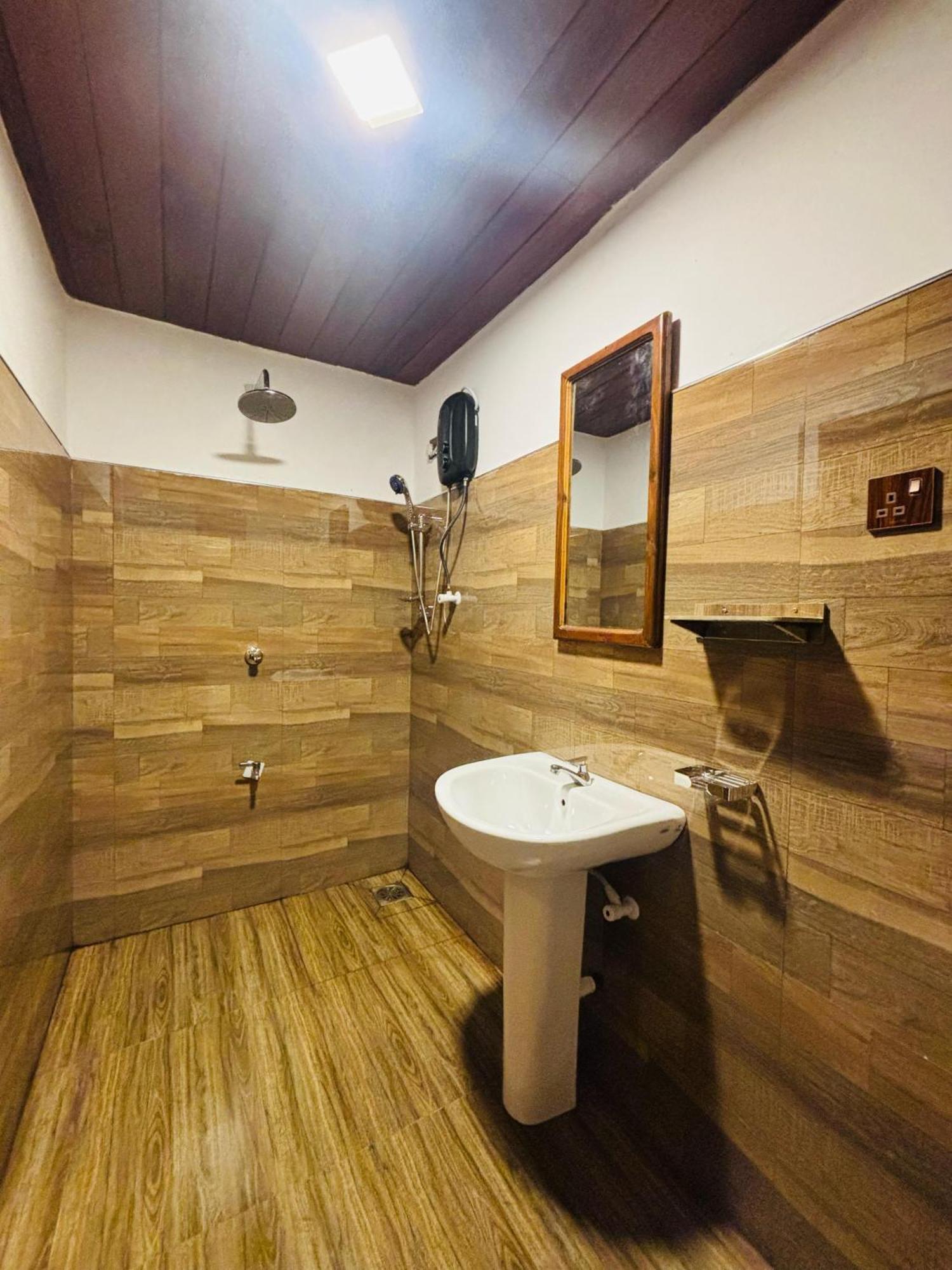 Woodholic Homestay Sigiriya Exterior photo